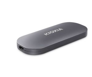 Kioxia 2TB EXCERIA Plus Taşınabilir Type C USB 3.2 Flash SSD LXD10S002TG8